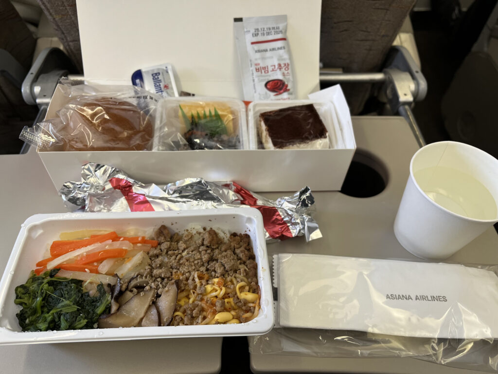 アシアナ航空 機内食 ビビンバ