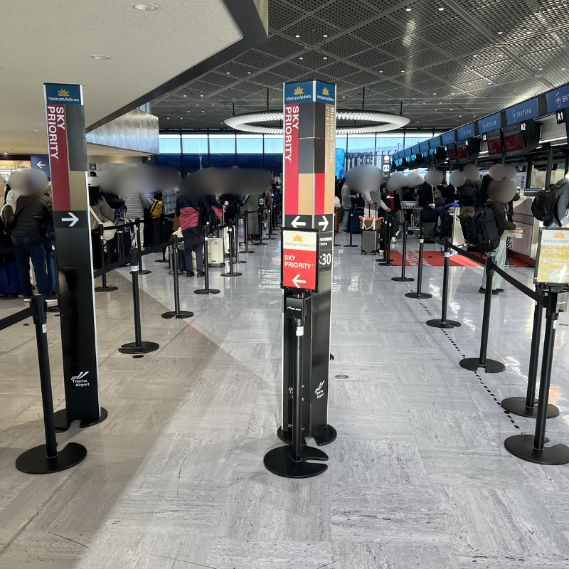 ベトナム航空成田空港チェックインカウンター1-スカイプライオリティ